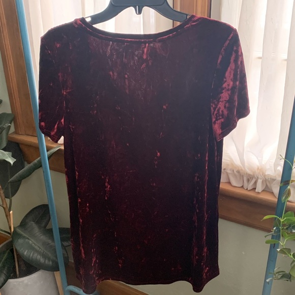 Spring & Mercer cranberry red velvet legging tee - Picture 2 of 6